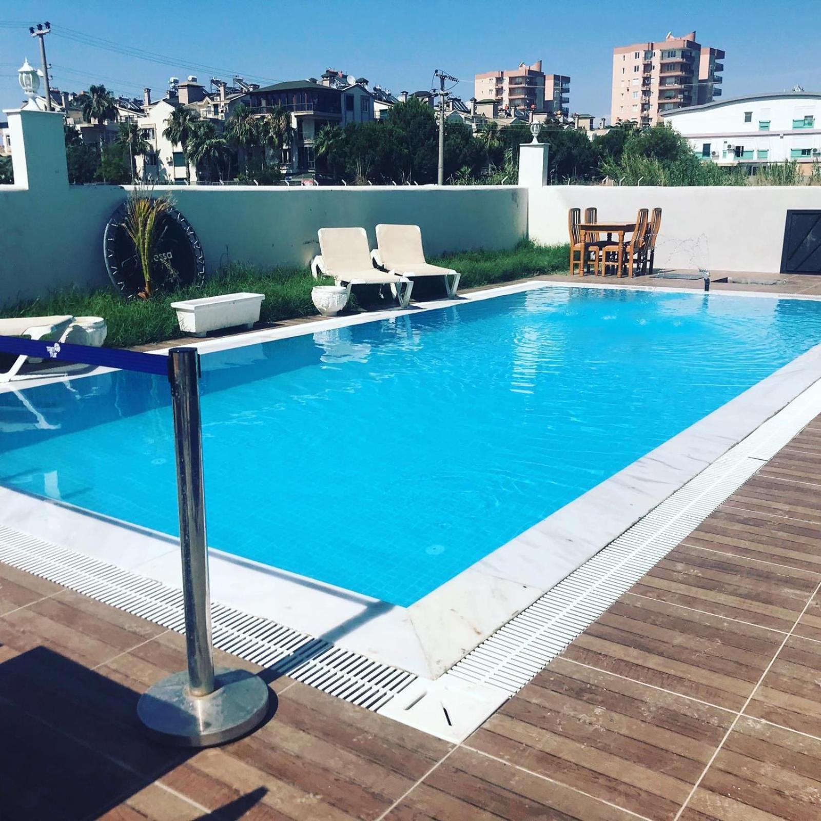 Akdeniz Suites Altinkum  外观 照片